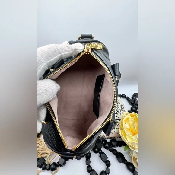 SOLD-Louis Vuitton RARE Coussin Speedy Bandoulière 22 Empreinte - Picture 3 of 5